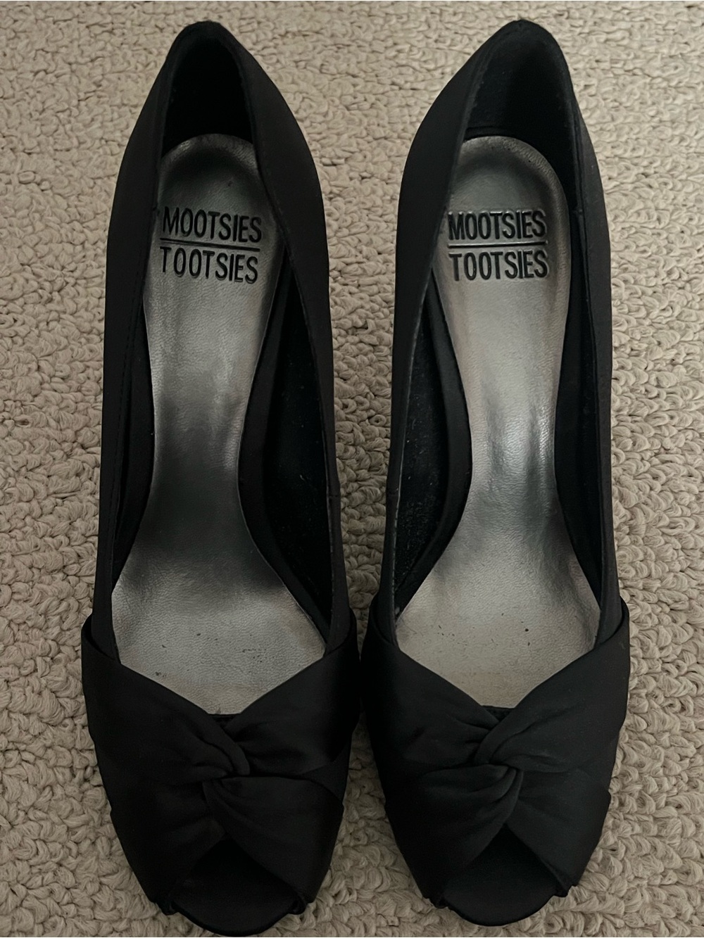 Mootsies Tootsies Black Peep-Toe Knot Heels
